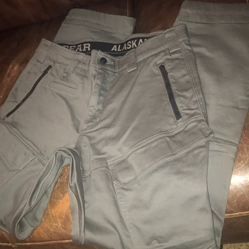 Duluth 34/32 Relaxed Fit Alaskan Hardgear Pants
